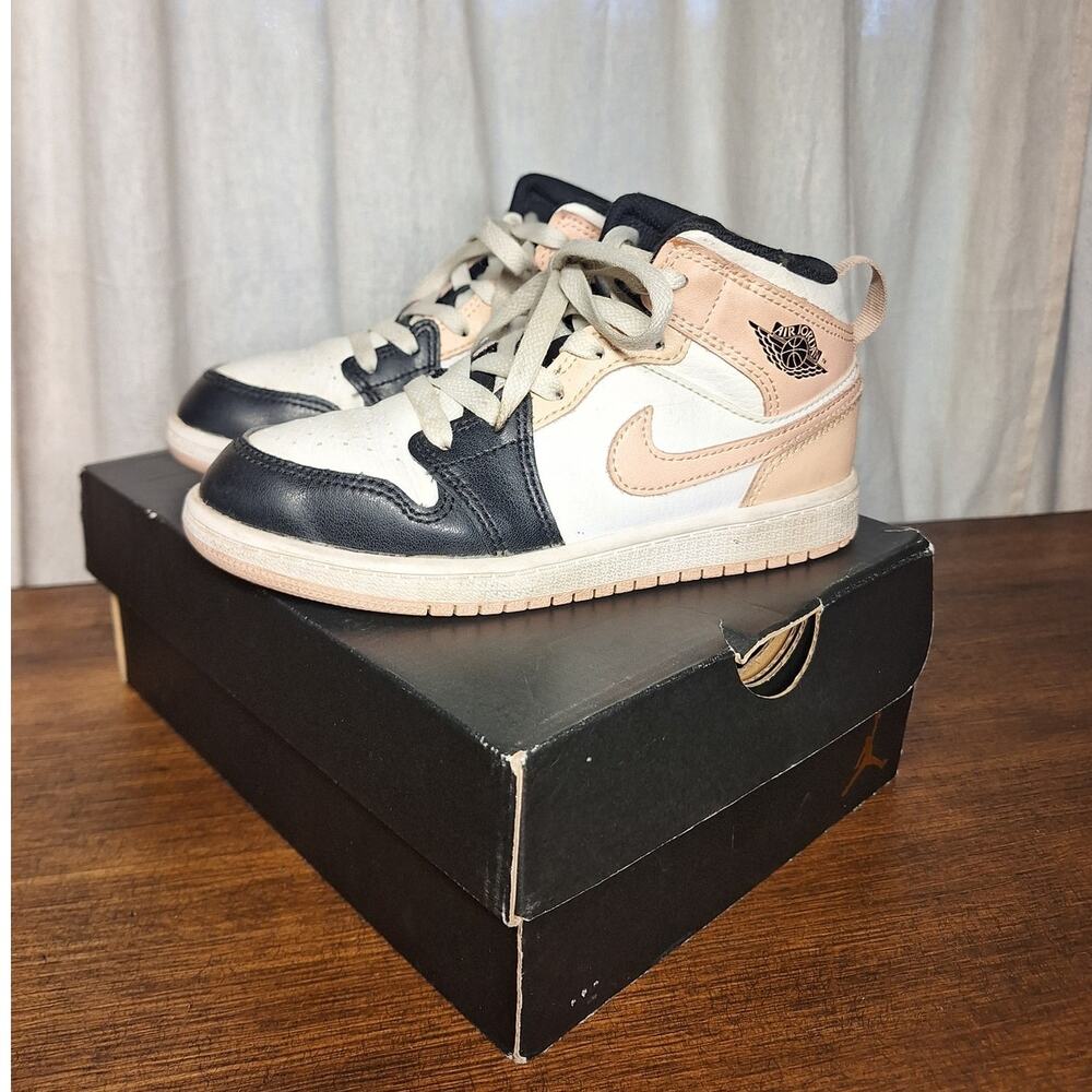Nike Air Jordan 1 Mid "Arctic Orange" little girls childrens size 13C sneakers